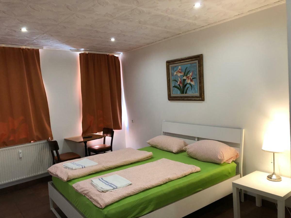Standard Double Room,886255342:JPEG